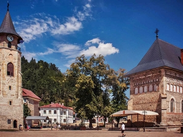 Excursie 1 zi - Piatra Neamt si Bicaz